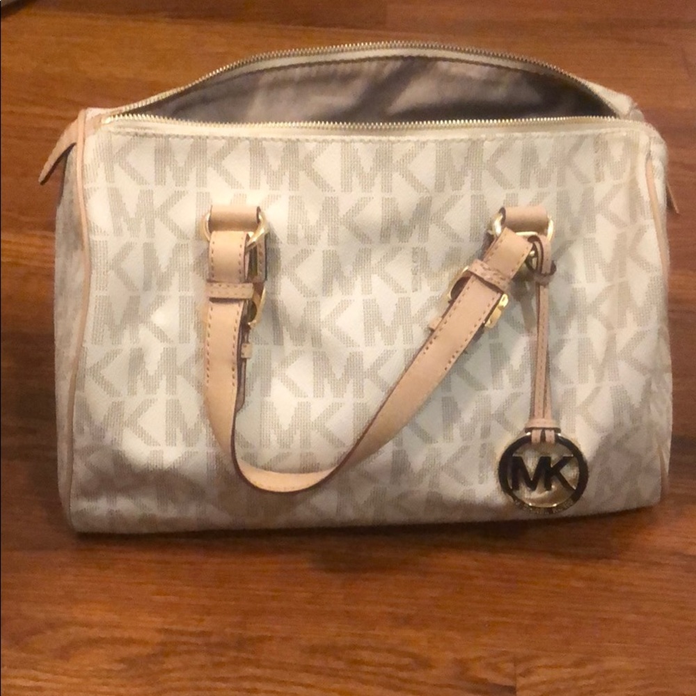 Handbag - Picture 4 of 6